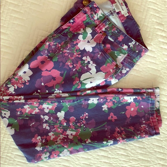 Vineyard Vines Pants - Vineyard Vines Floral Print Denim Pants - Size 2